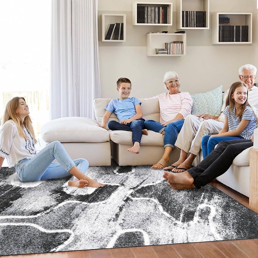 FLAID vloerkleed in een woonkamer met een gezin