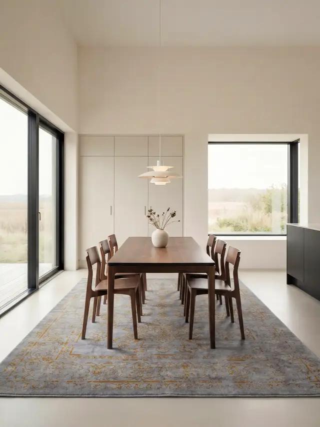 Vloerkleed onder een eettafel